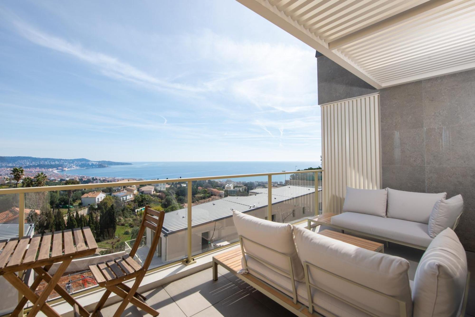 Blue Pearl Vue Mer Niza Exterior foto